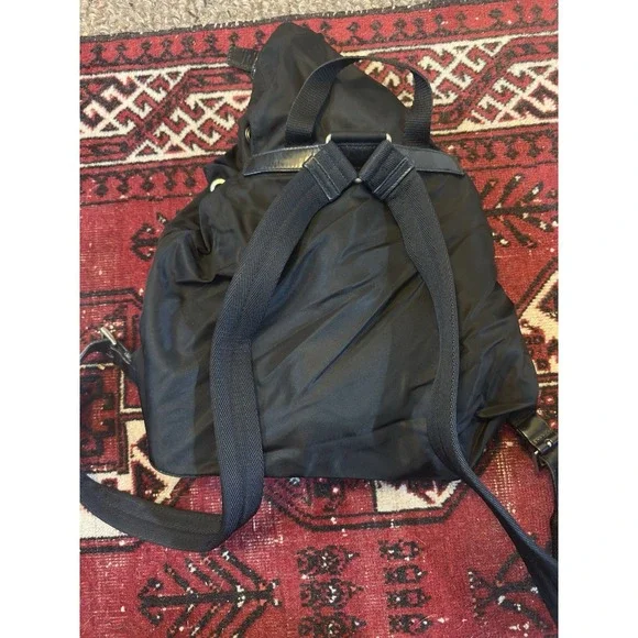 PRADA BLACK VINTAGE TESSUTO NYLON TRIANGLE LOGO BACKPACK